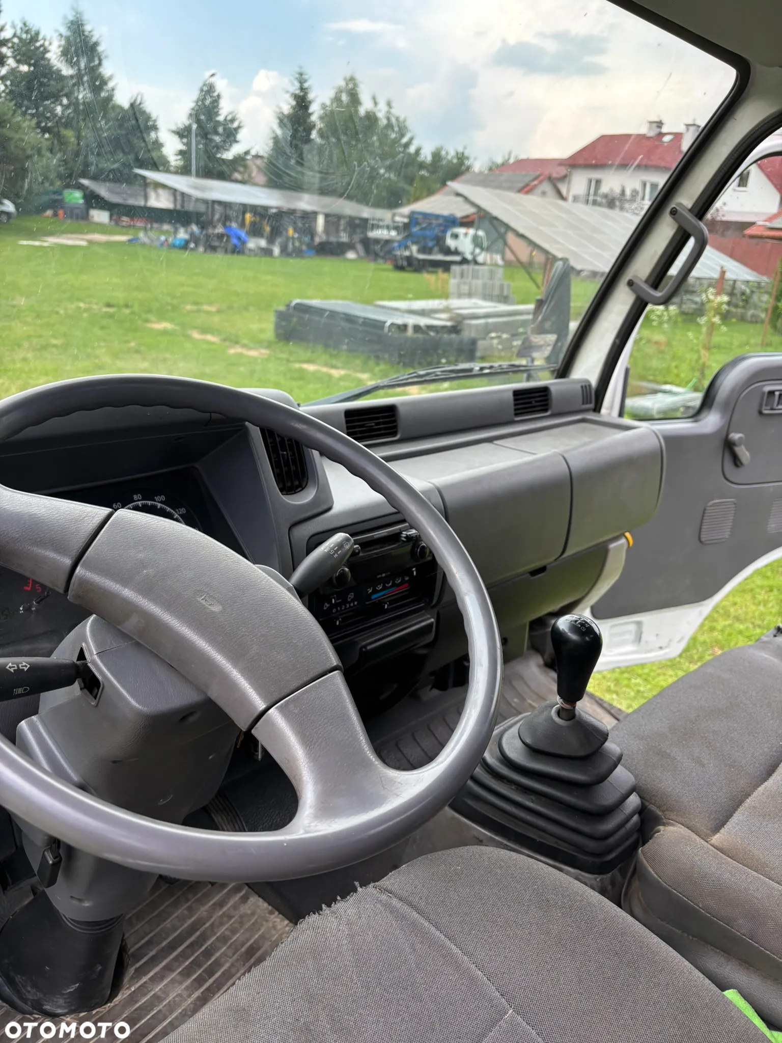 Nissan CABSTAR - 16