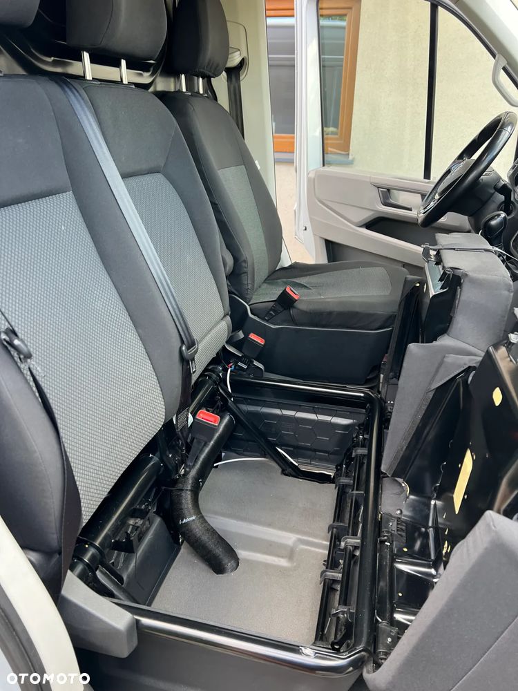 Volkswagen CRAFTER - 14