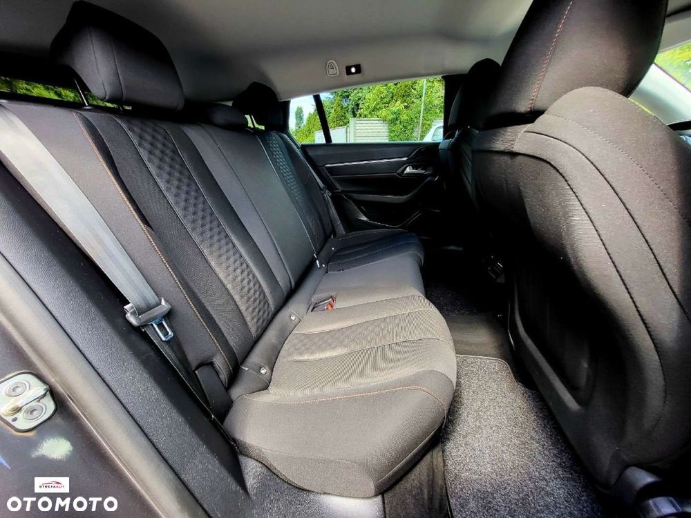 Peugeot 508 - 8