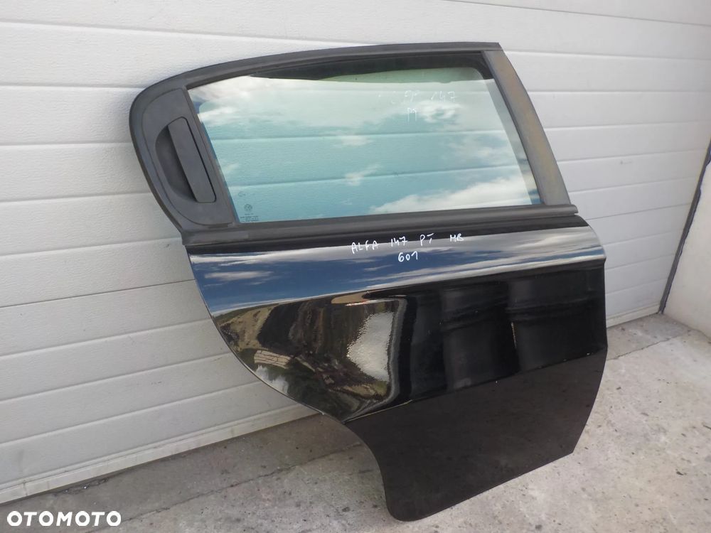 ALFA ROMEO 147 DRZWI PRAWY TYŁ TYLNIE 601 - 2