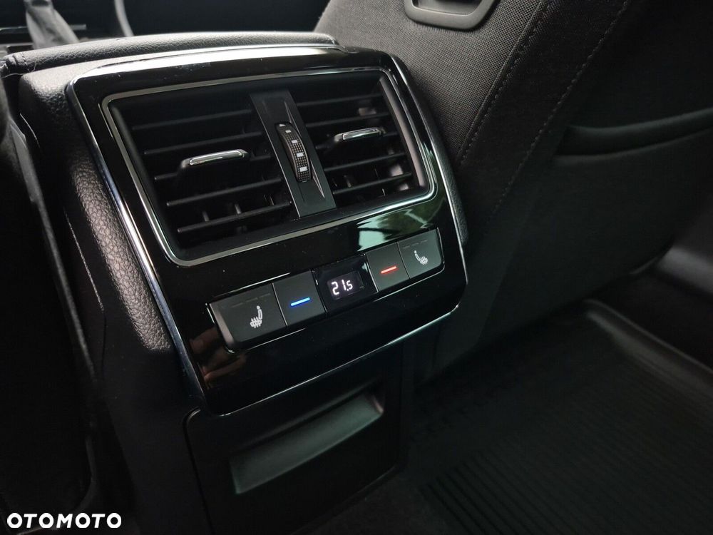 Skoda Superb 2.0 TSI Style DSG - 23