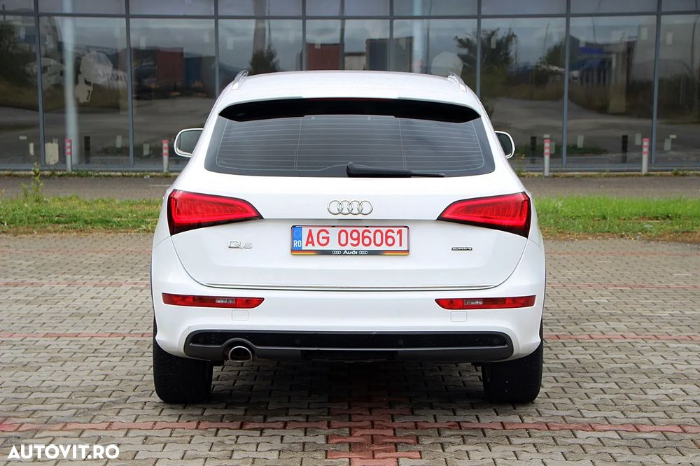 Audi Q5 2.0 40 TDI quattro S tronic Sport - 5