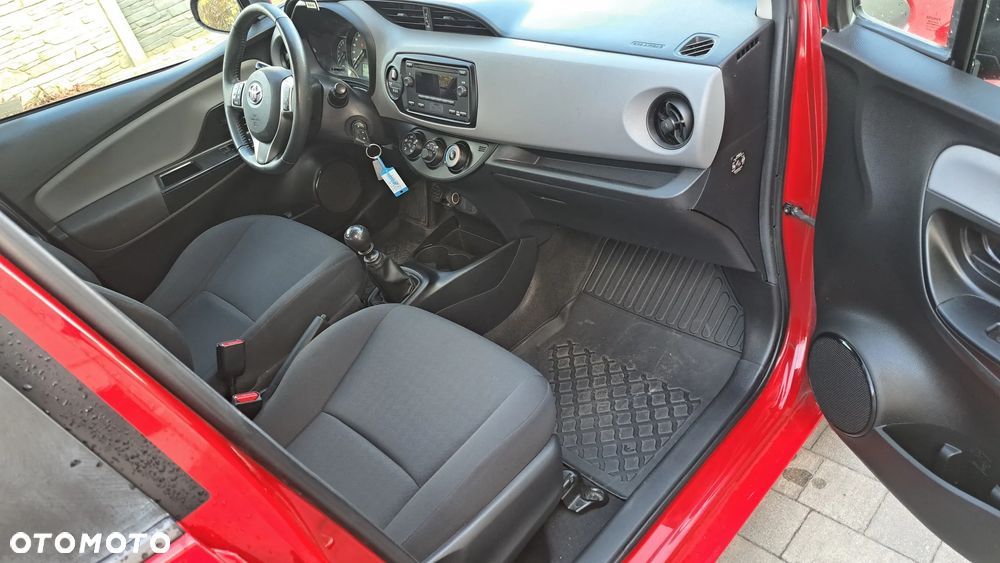 Toyota Yaris 1.5 Active - 11