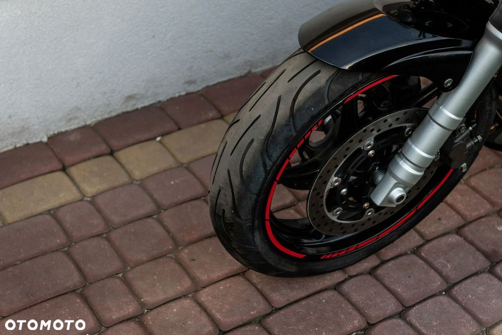 Yamaha FZ - 8