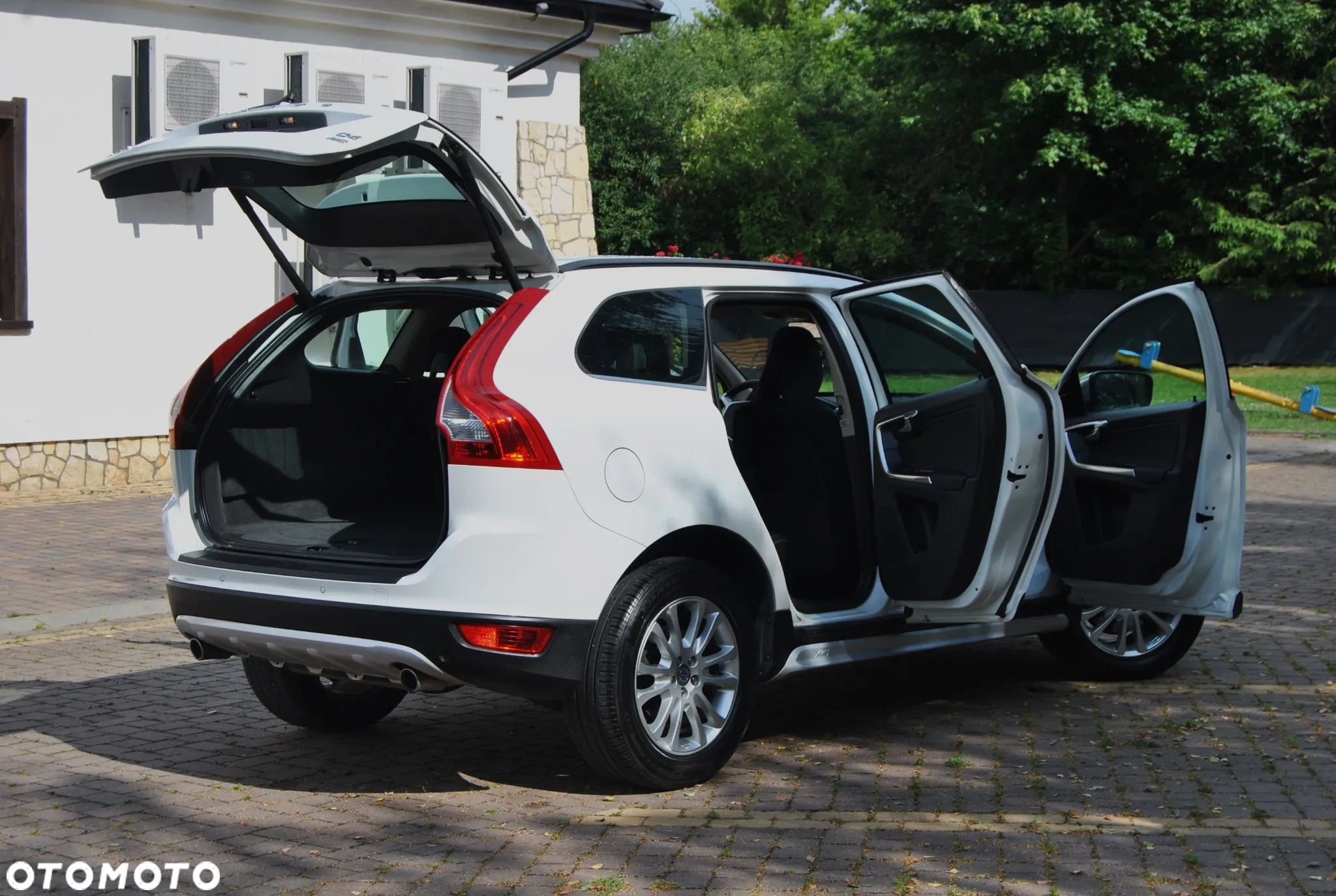 Volvo XC 60 D5 AWD Geartronic Momentum - 21