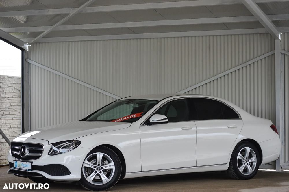 Mercedes-Benz E 200 4Matic 9G-TRONIC Avantgarde - 11