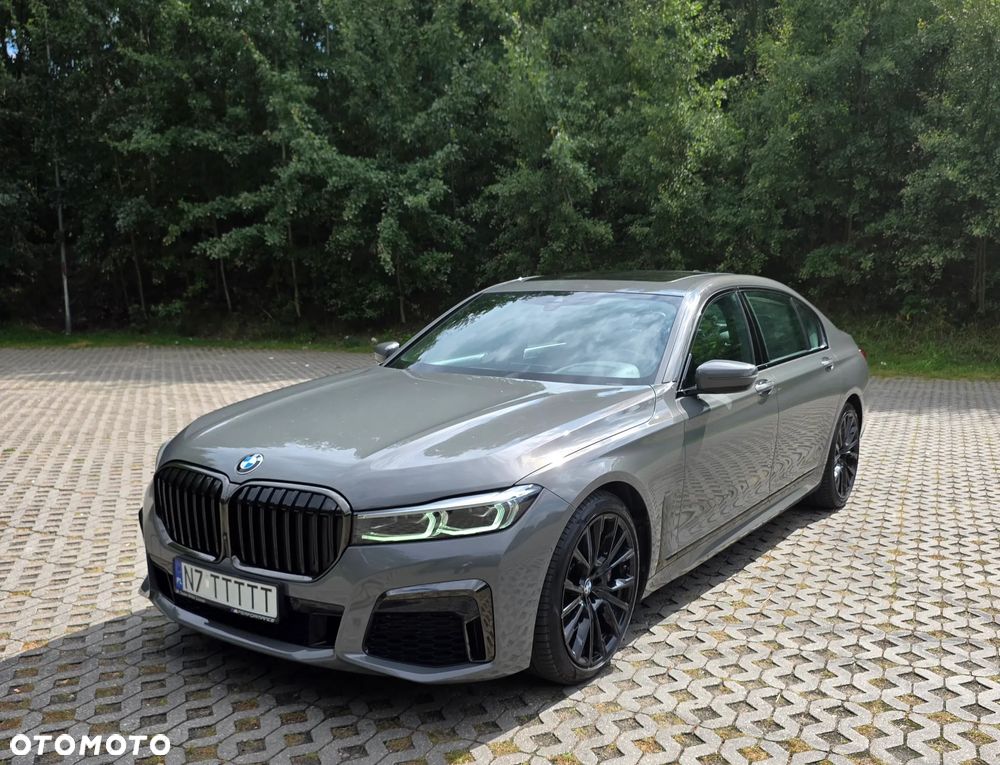 BMW Seria 7 - 32