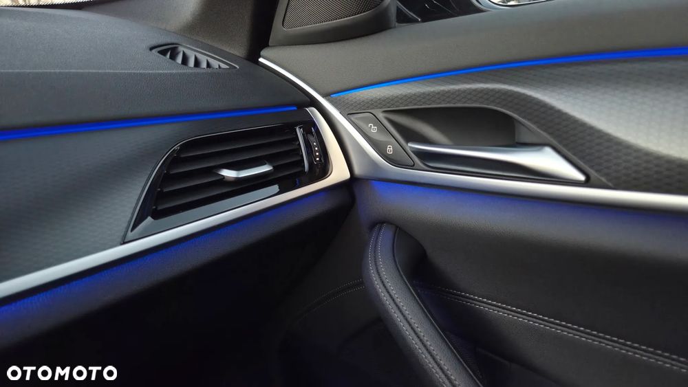 BMW Seria 5 520d xDrive Touring M Sport Edition - 25