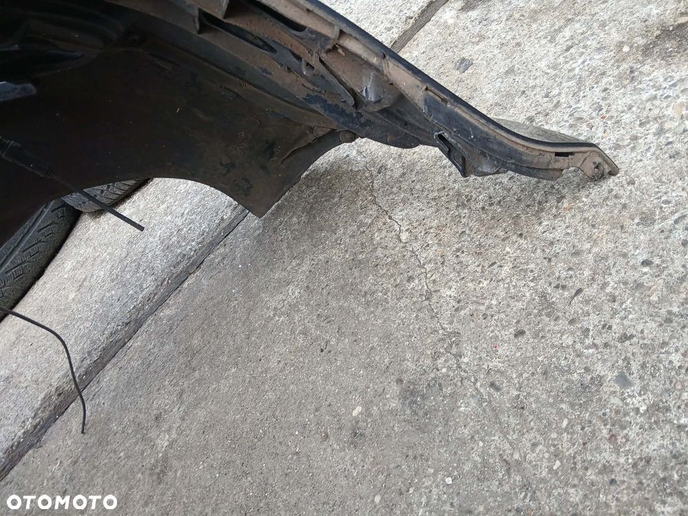 Volkswagen Passat B5 Lift Zderzak przedni czarny( nie znam kodu lakieru) - 6