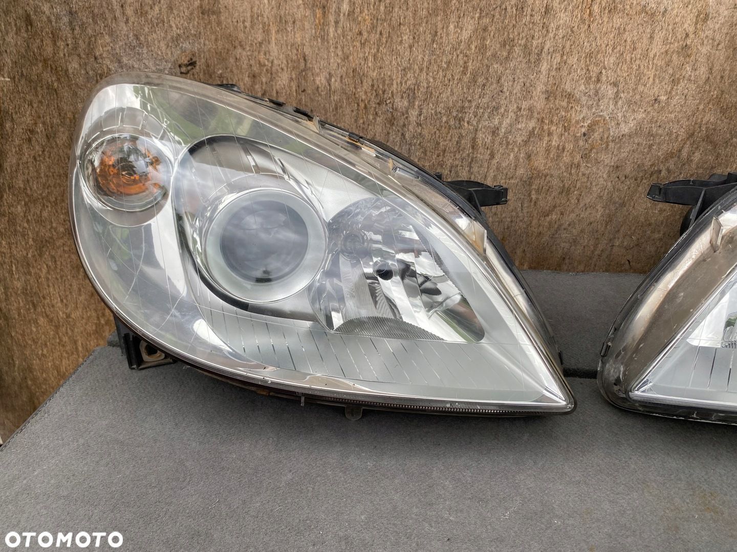 lampa B klasa w245 prawa eu cała - 1