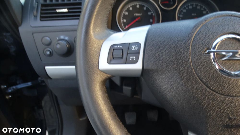 Opel Zafira - 21