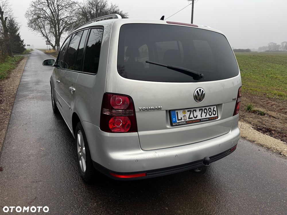 Volkswagen Touran 1.4 TSI United - 10