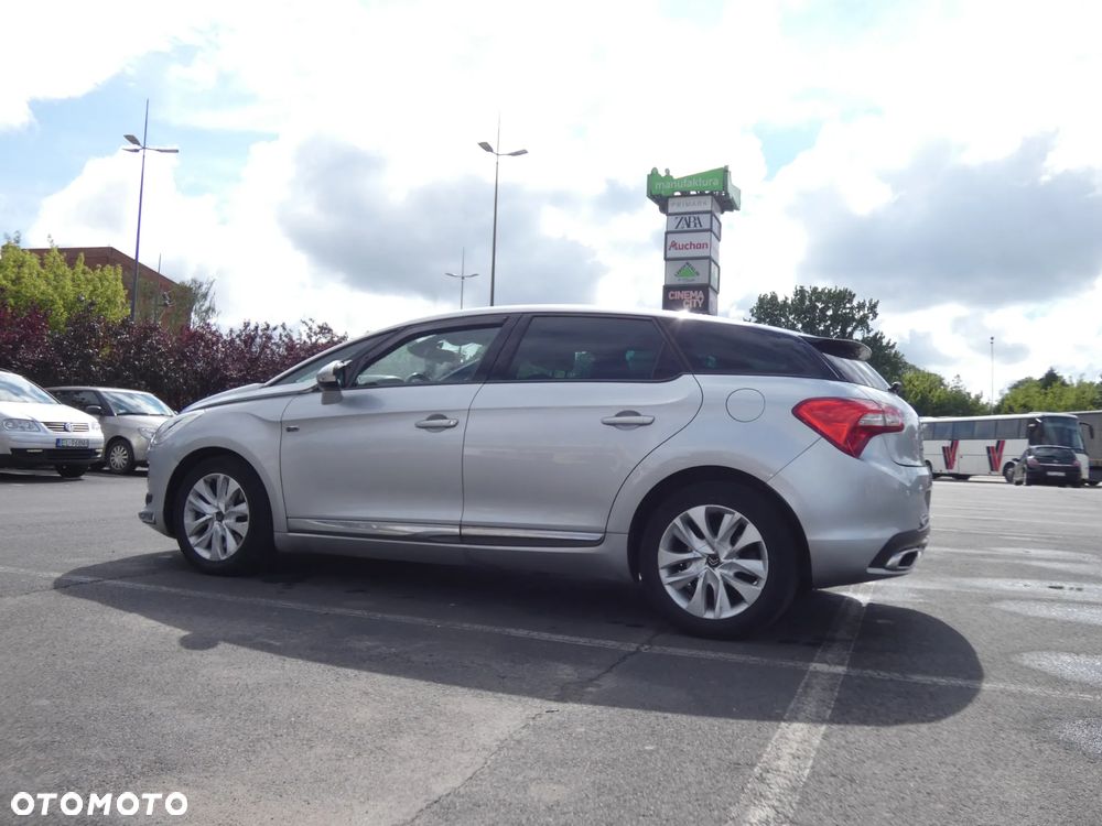 Citroën DS5 Hybrid4 - 3