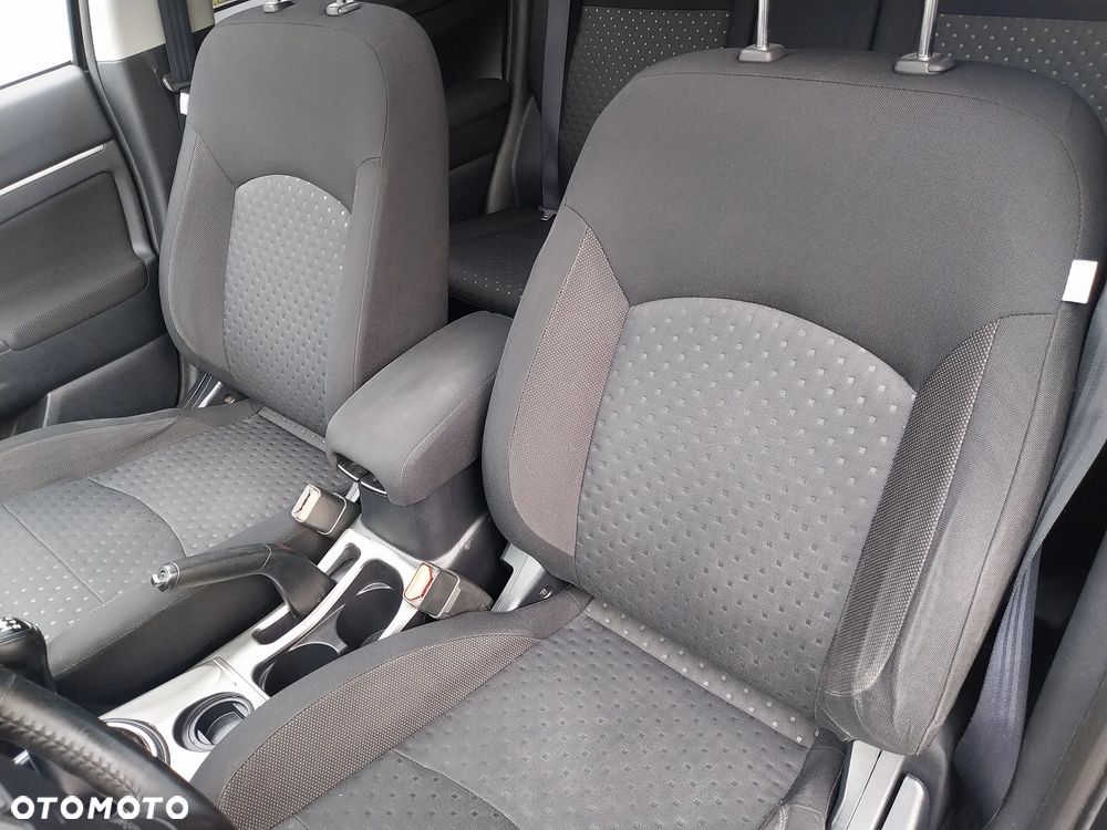 Mitsubishi ASX 1.6 2WD Edition 100+ - 18
