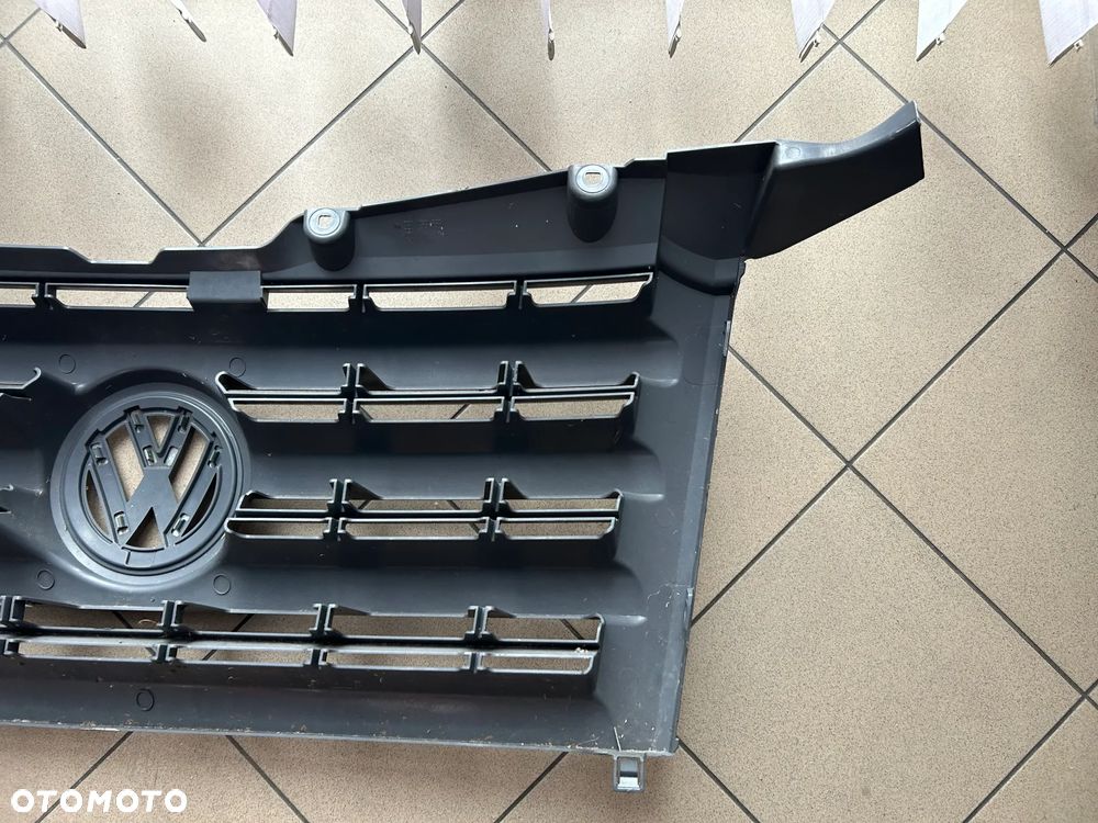ATRAPA GRIL PRZÓD VOLKSWAGEN CRAFTER I 2E0853653 - 9