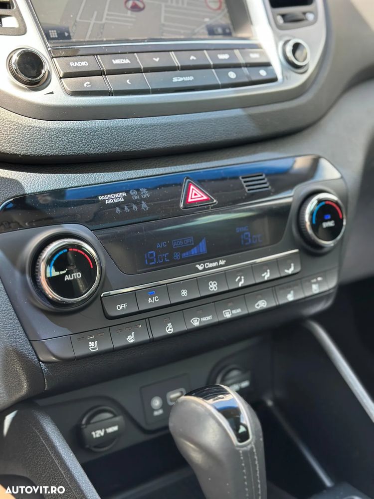 Hyundai Tucson 2.0 CRDI 4WD Automatik Advantage - 20