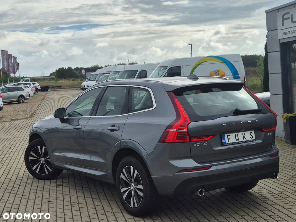Volvo XC 60 B4 D AWD Geartronic Momentum Pro - 13