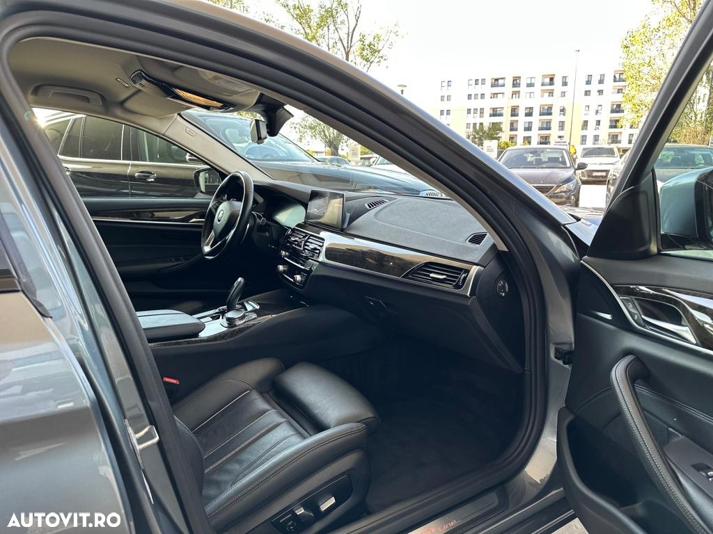 BMW Seria 5 540i xDrive AT - 7