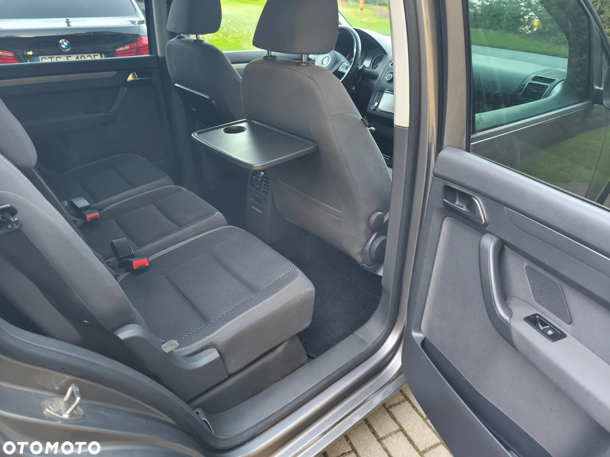Volkswagen Touran - 21