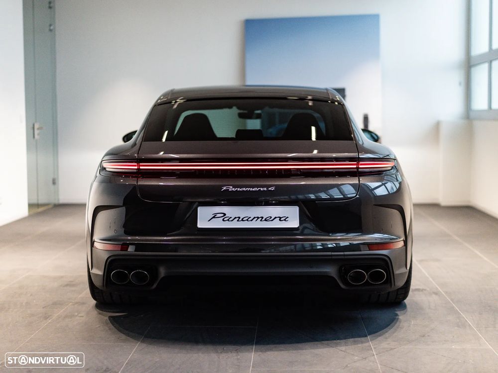Porsche Panamera - 8