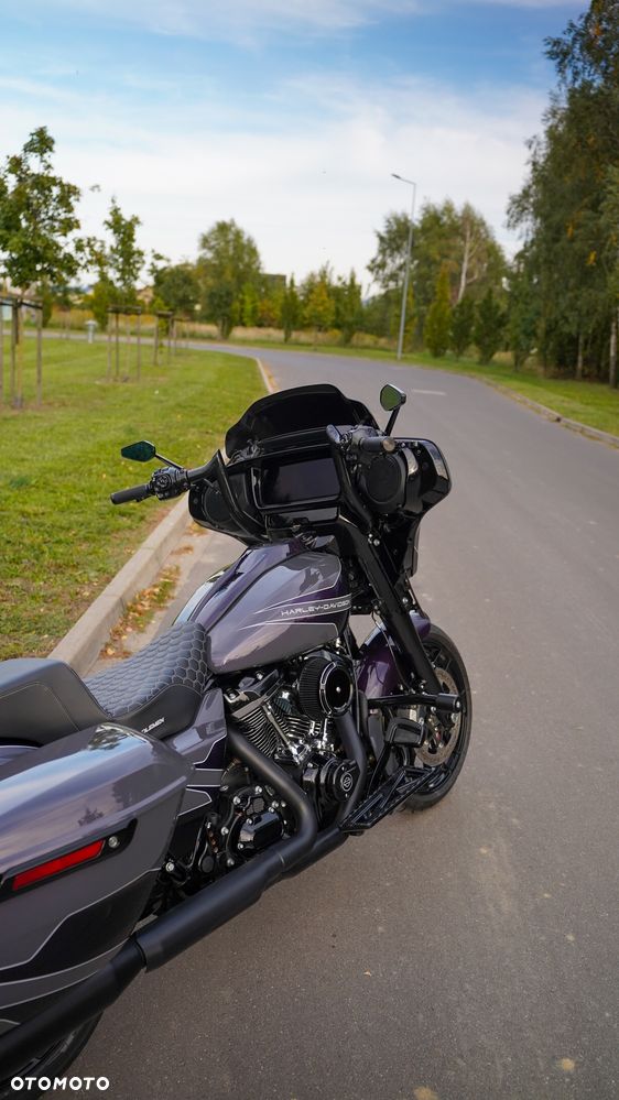 Harley-Davidson Touring Street Glide - 22