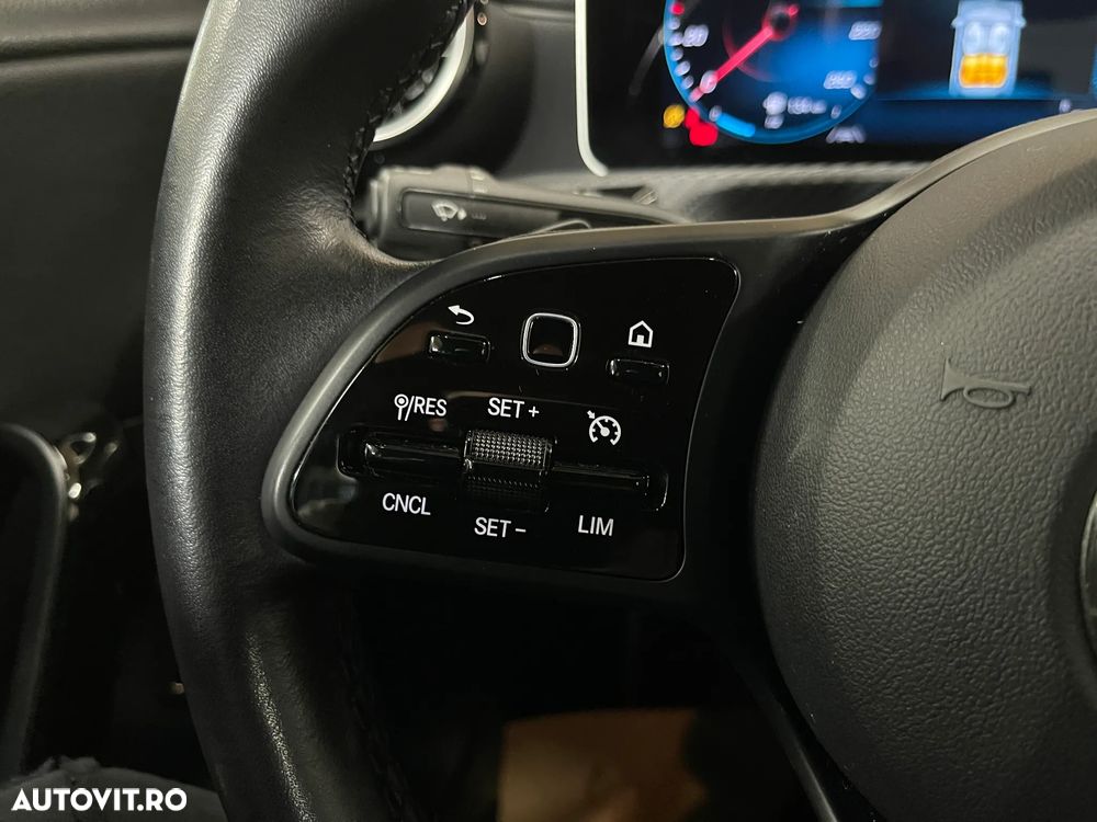 Mercedes-Benz CLA 200 7G-DCT - 23