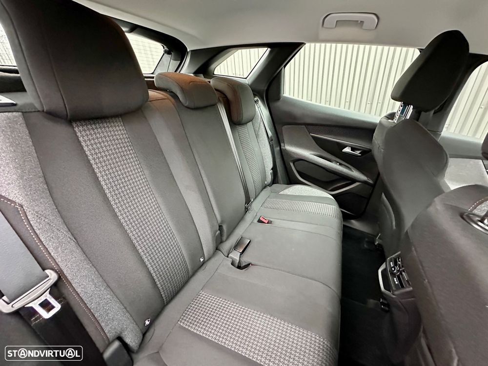 Peugeot 3008 PureTech 130 Stop & Start GPF Active - 49