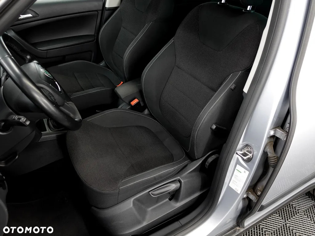 Skoda Yeti 2.0 TDI DPF Elegance Green tec - 15