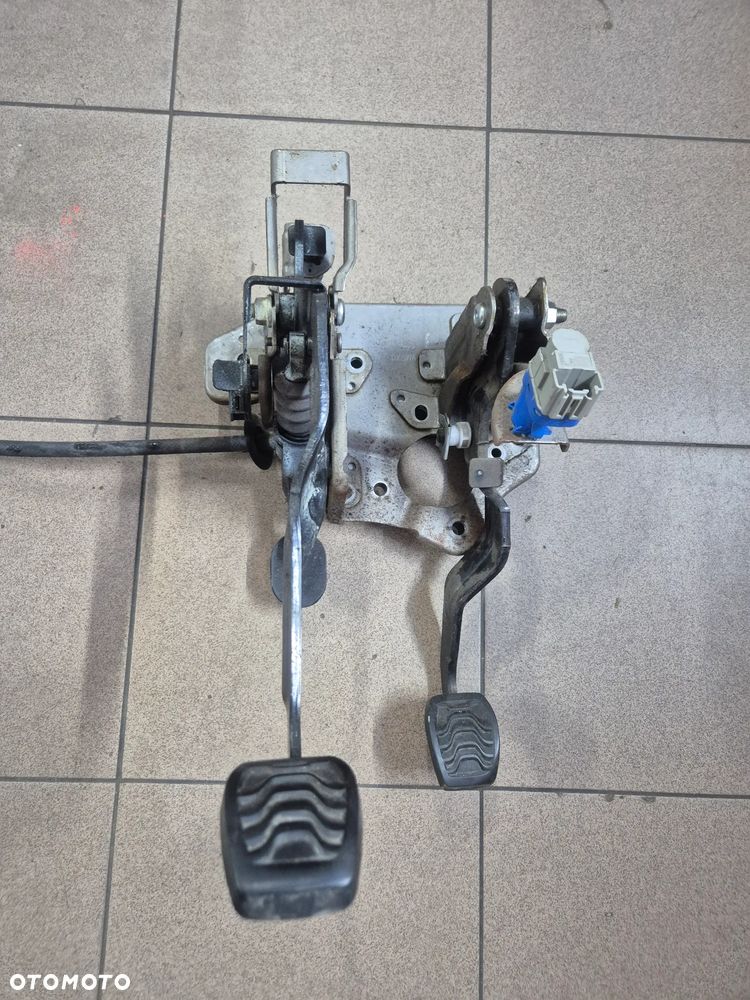 PEDAŁY HAMULEC SPRZĘGŁO FORD TRANSIT MK8 14r. + - 1