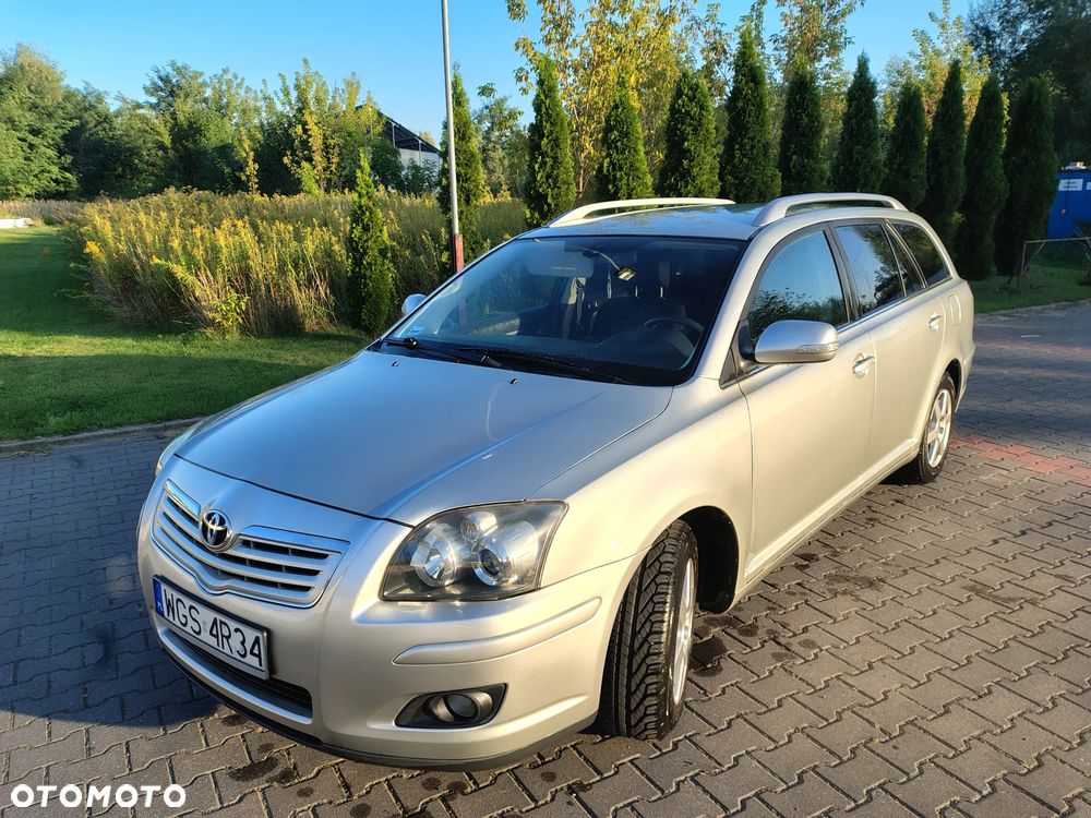 Toyota Avensis - 6