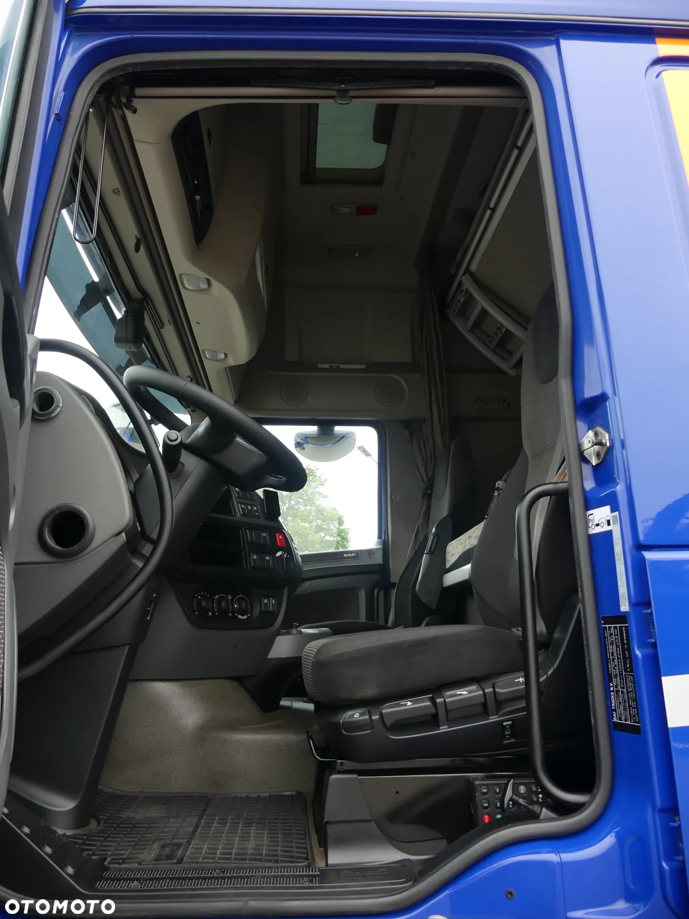 DAF XF 106.460 / AUTOMAT / SUPER SPACE CAB / STANDARD / - 19