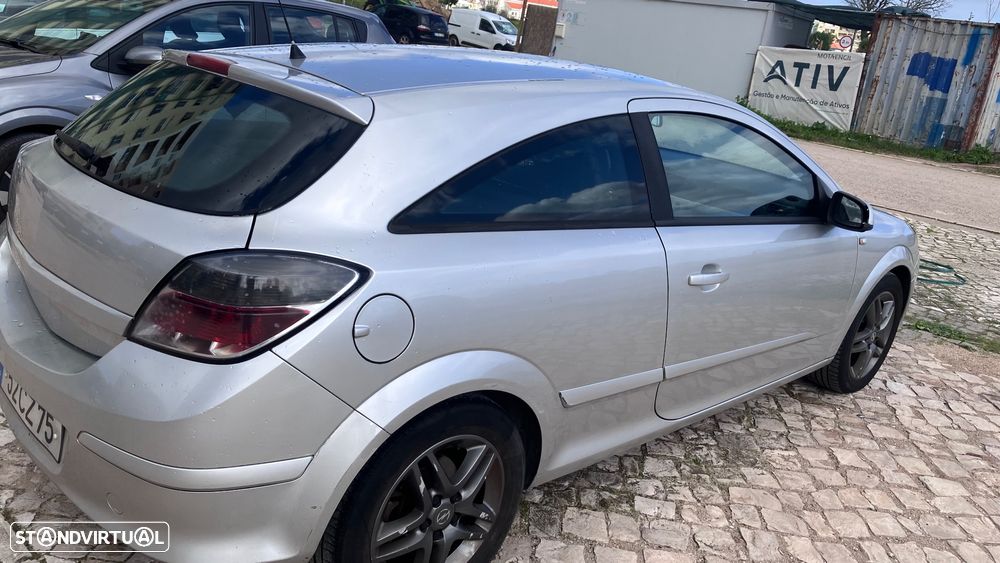 Opel Astra GTC 1.3 CDTI - 1