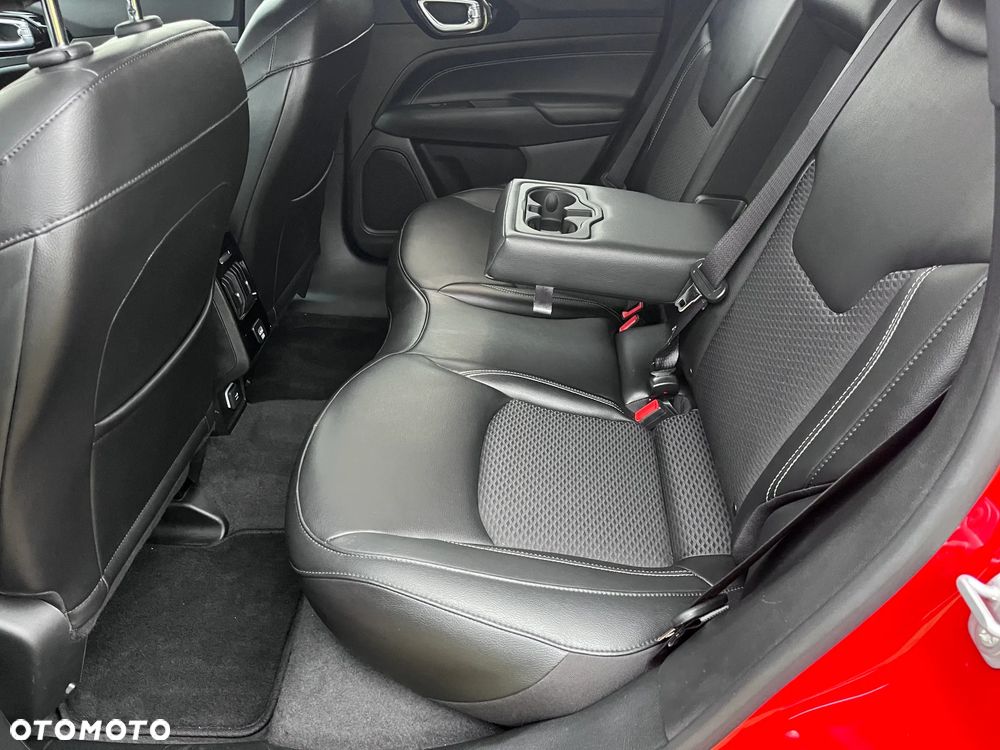 Jeep Compass - 13