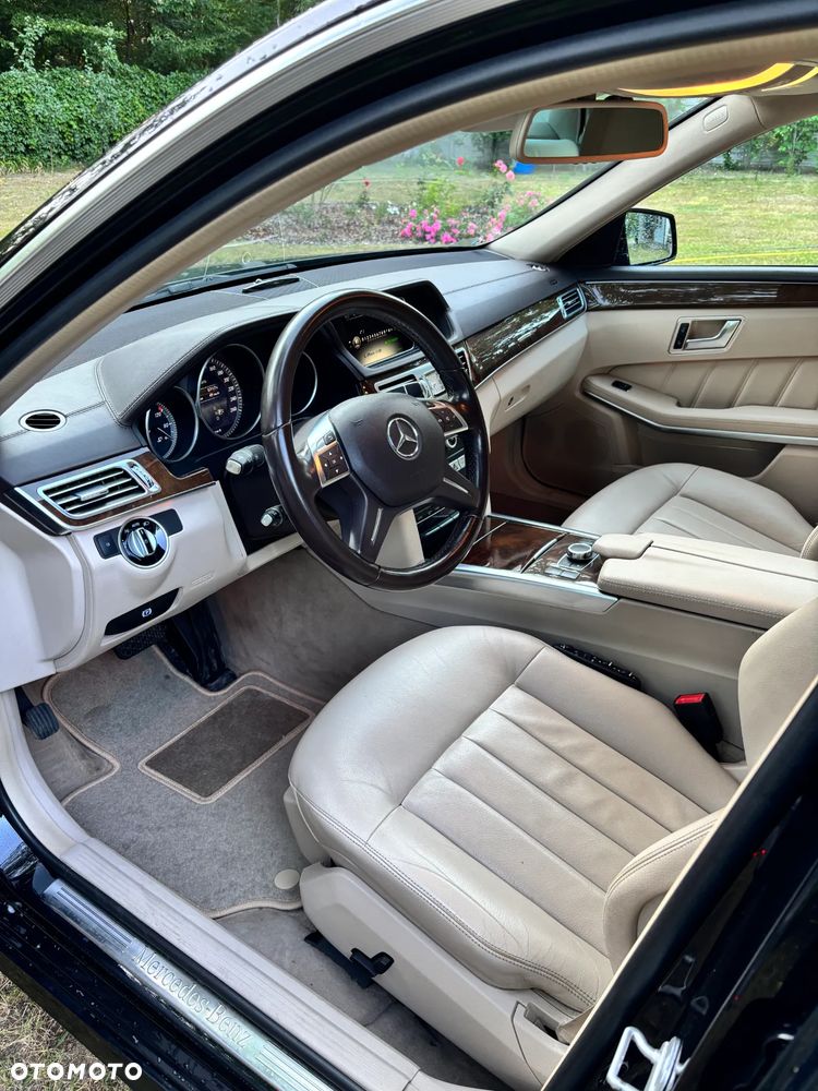 Mercedes-Benz Klasa E 400 4-Matic Elegance - 9