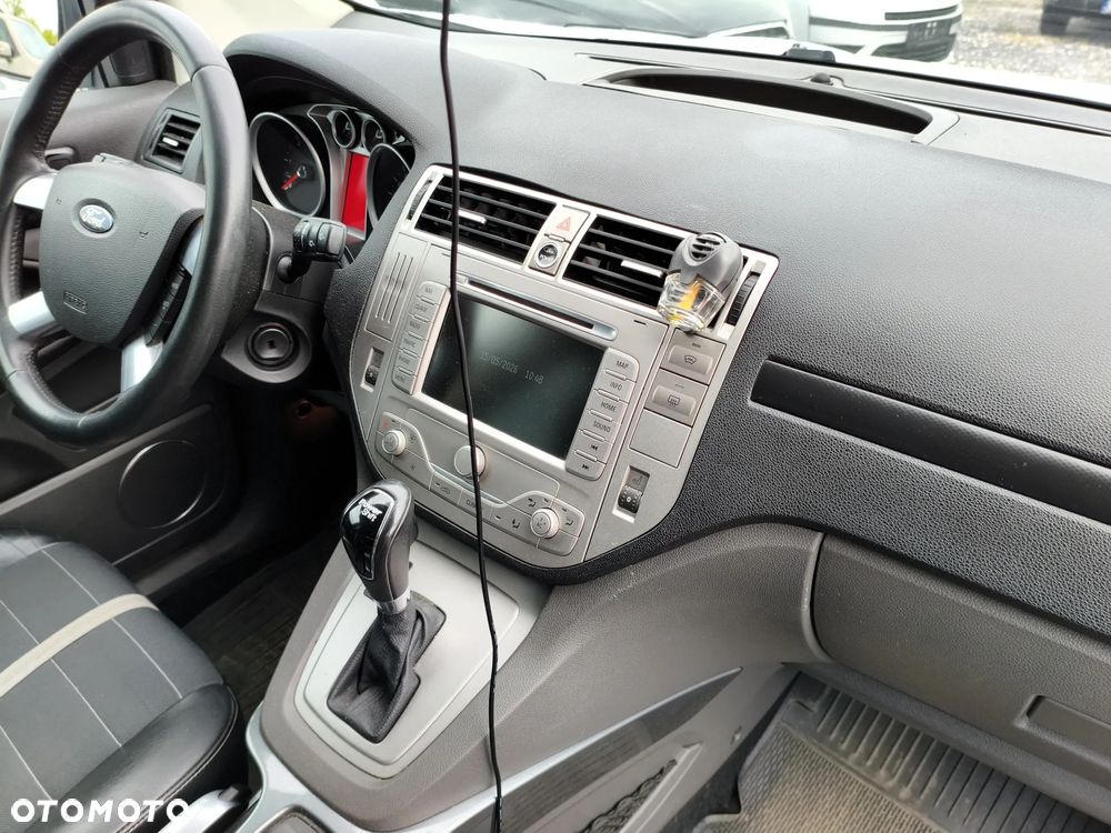 Ford Kuga 2.0 TDCi 4x4 Titanium - 15