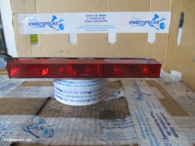 Farol Tras STOP1155 FORD FOCUS 2006 - 2