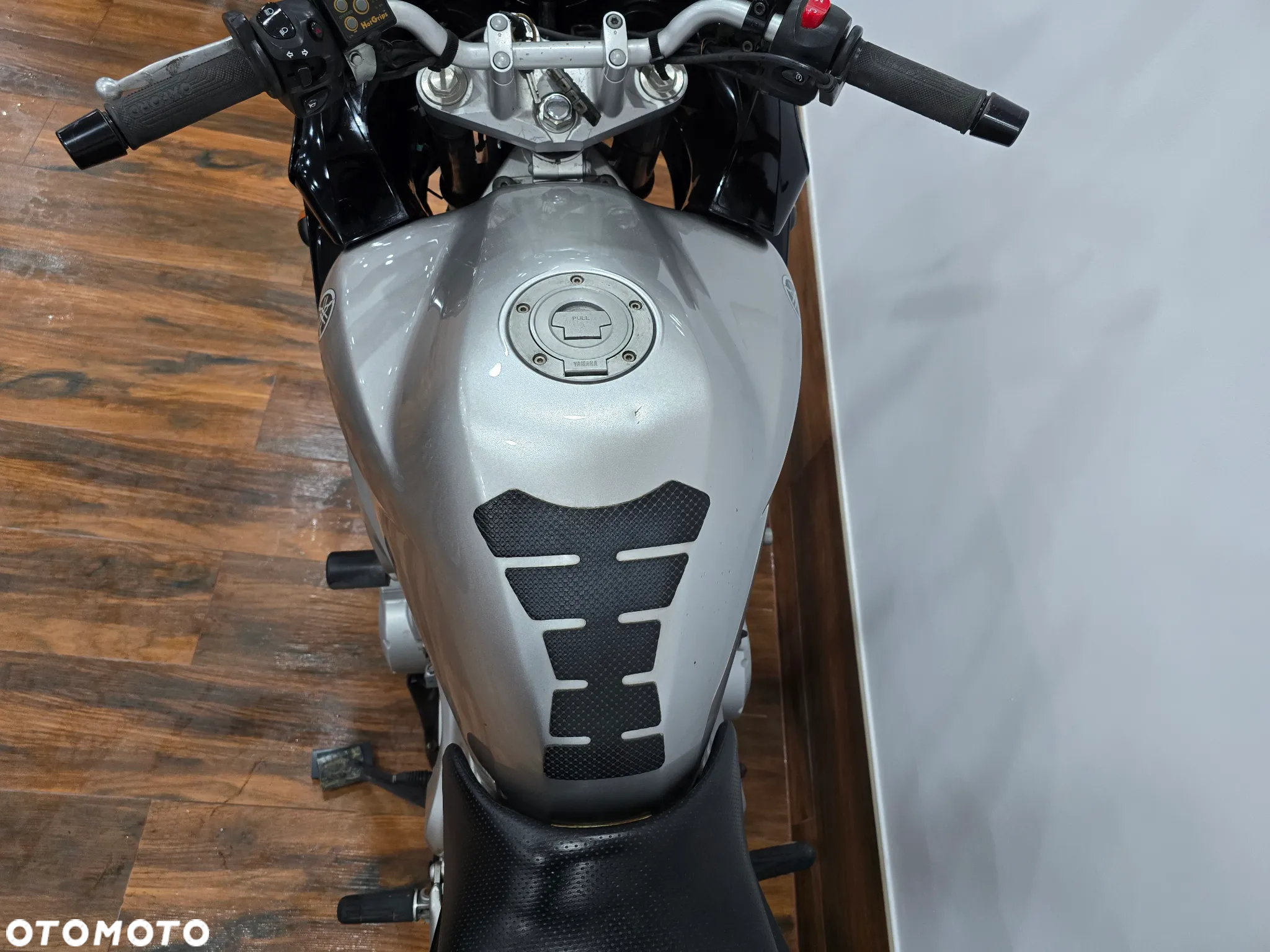 Yamaha FZ - 30