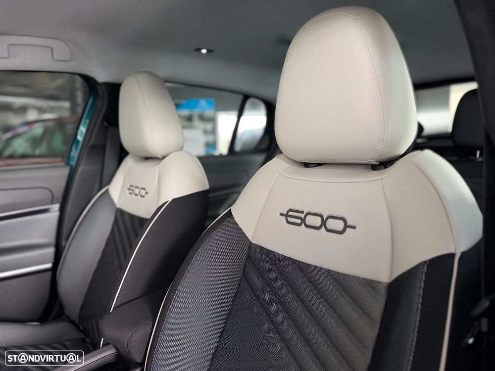 Fiat 600 1.2 Hybrid Icon - 15