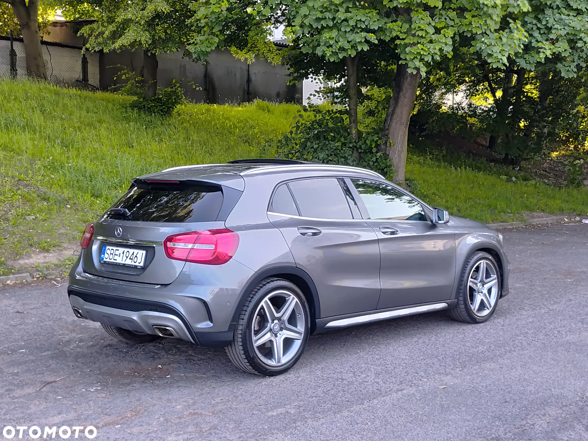Mercedes-Benz GLA 200 AMG Line - 4