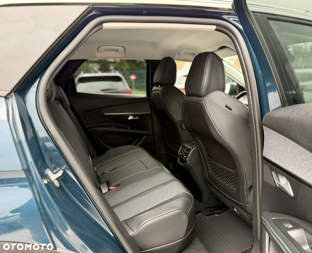 Peugeot 3008 1.6 PureTech Hybrid PHEV Allure Pack S&S EAT8 - 13