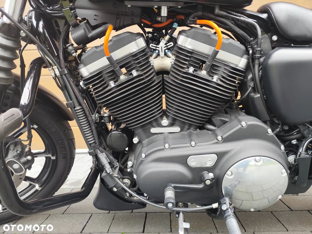 Harley-Davidson Sportster Iron 883 - 27