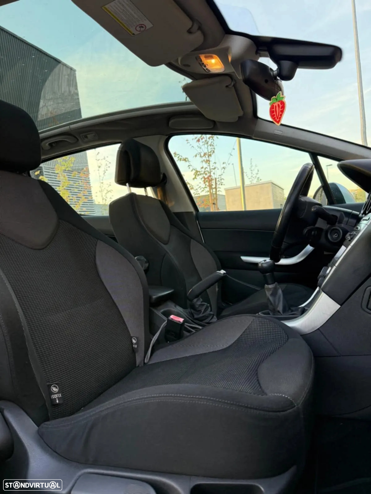Peugeot 308 1.6 HDi Sport - 10