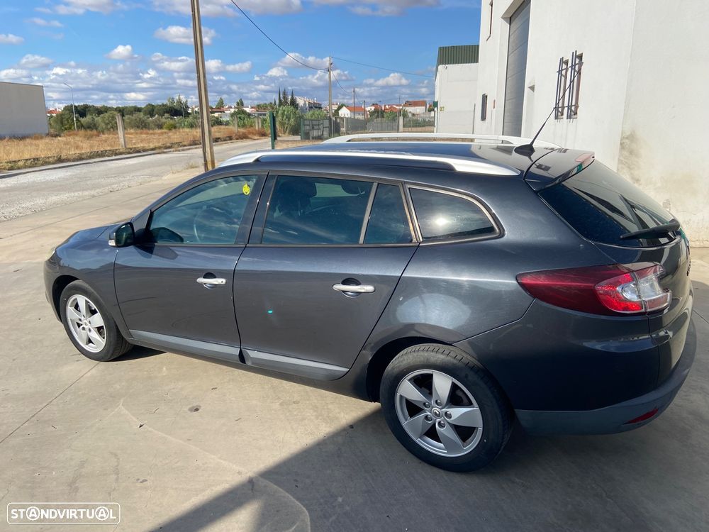 Renault Mégane Sport Tourer 1.5 dCi Dynamique - 1
