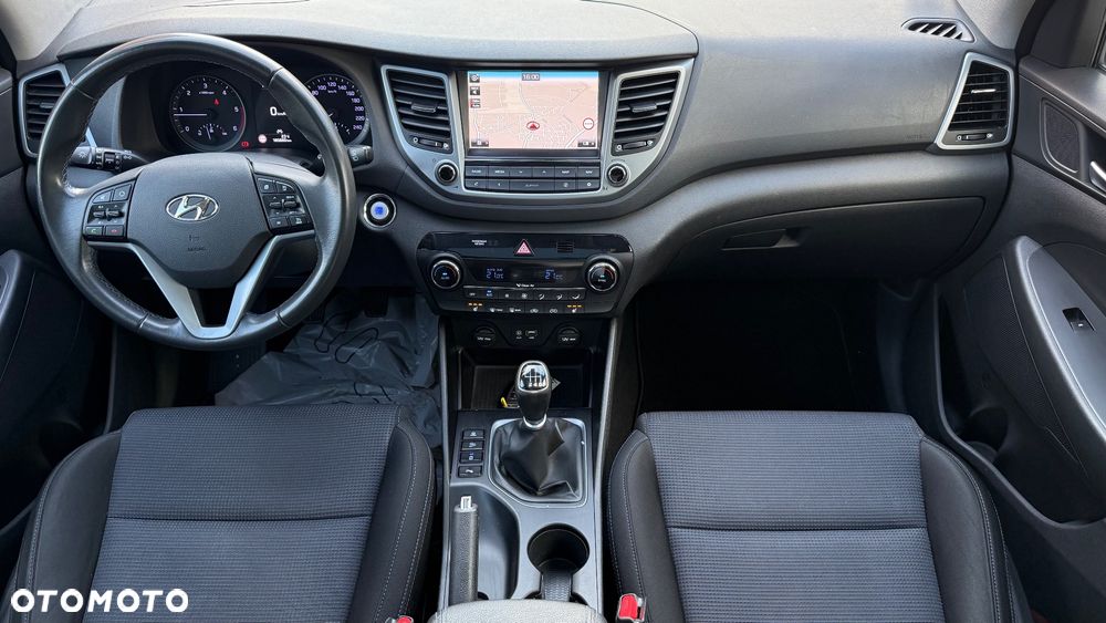 Hyundai Tucson blue 1.7 CRDi 2WD Style - 25