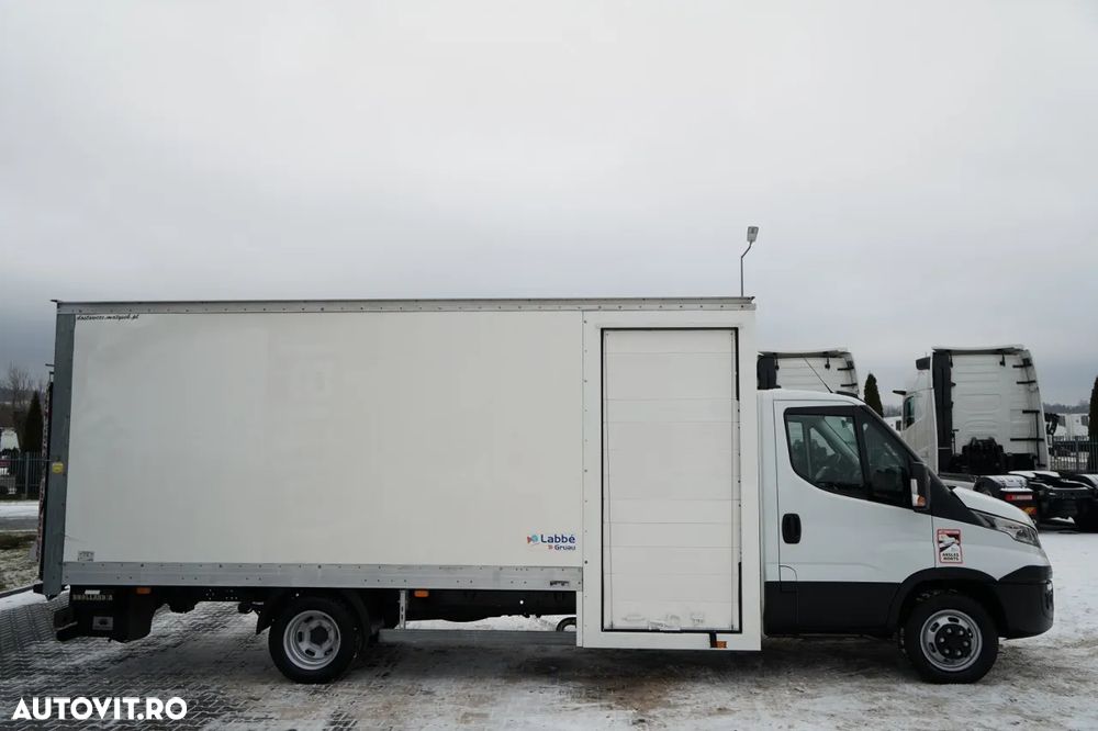 Iveco DAILY 50-180 / IZOTERMĂ / CONTAINER 5.5 M / LIFT DHOLLANDIA / OBLOANE LATERALĂ / HI-MATIC - 14
