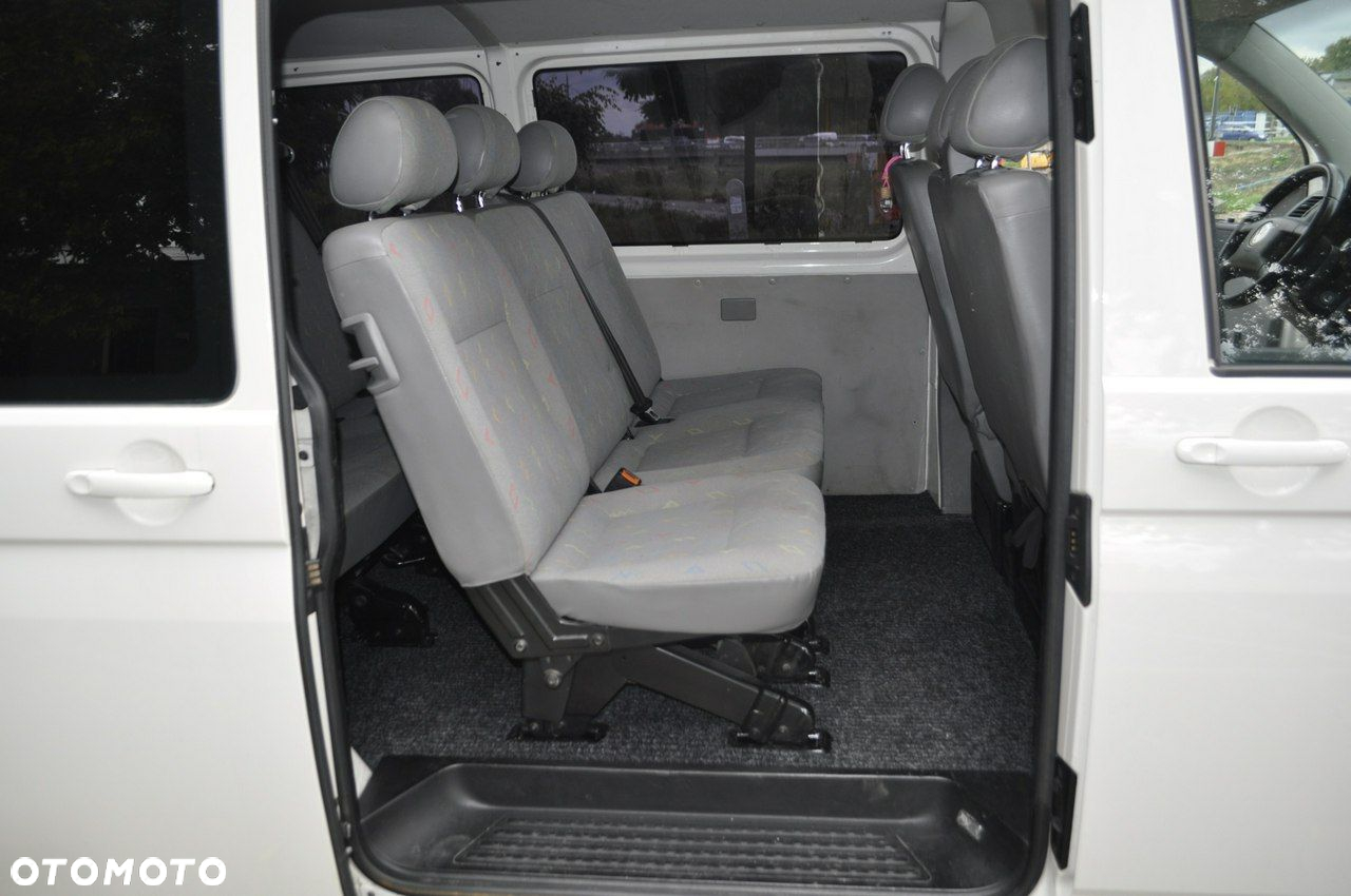 Volkswagen Transporter - 10