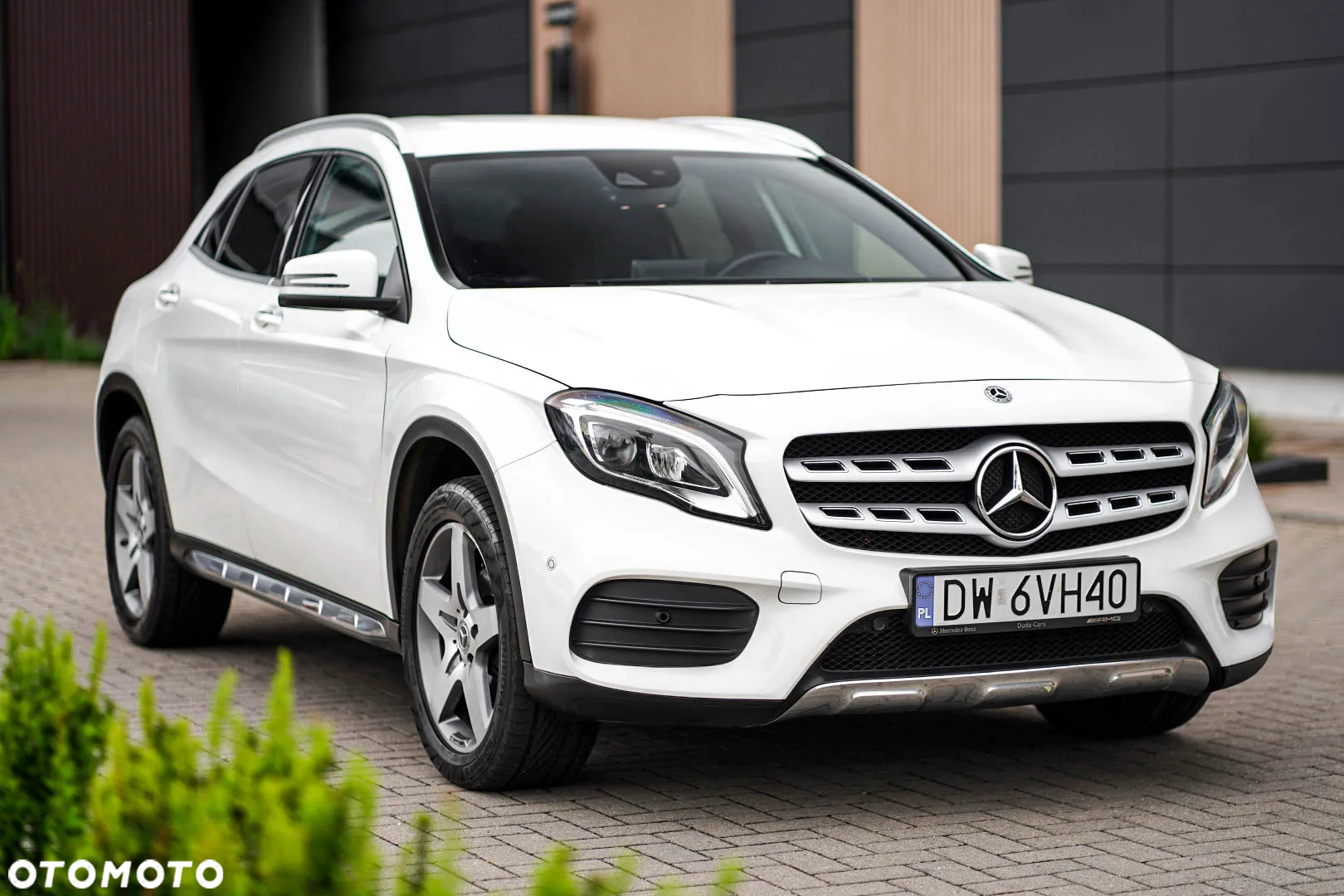 Mercedes-Benz GLA 200 7G-DCT AMG Line - 9