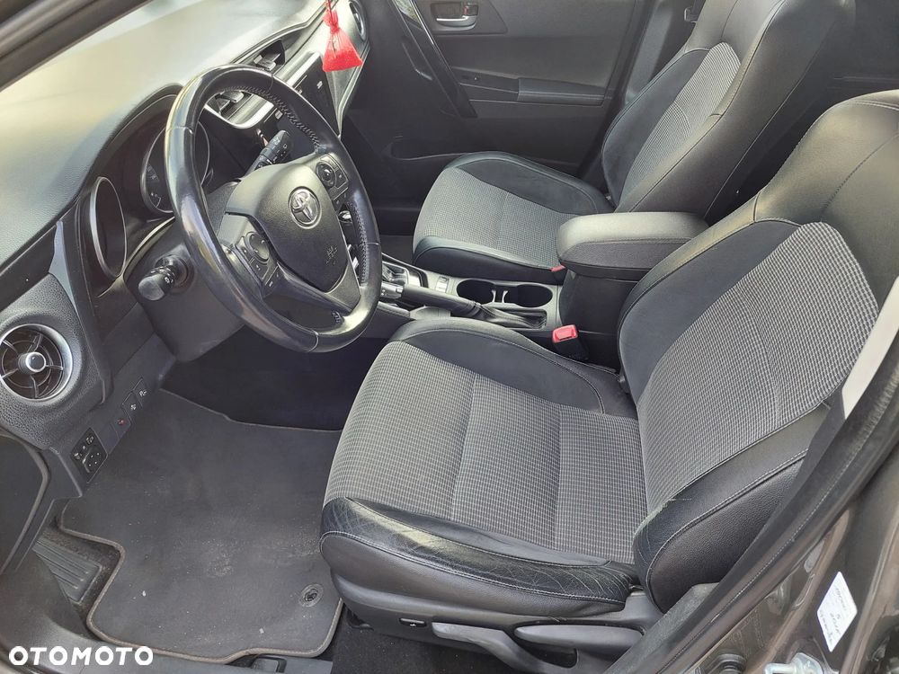 Toyota Auris 1.2 T Selection MS - 21