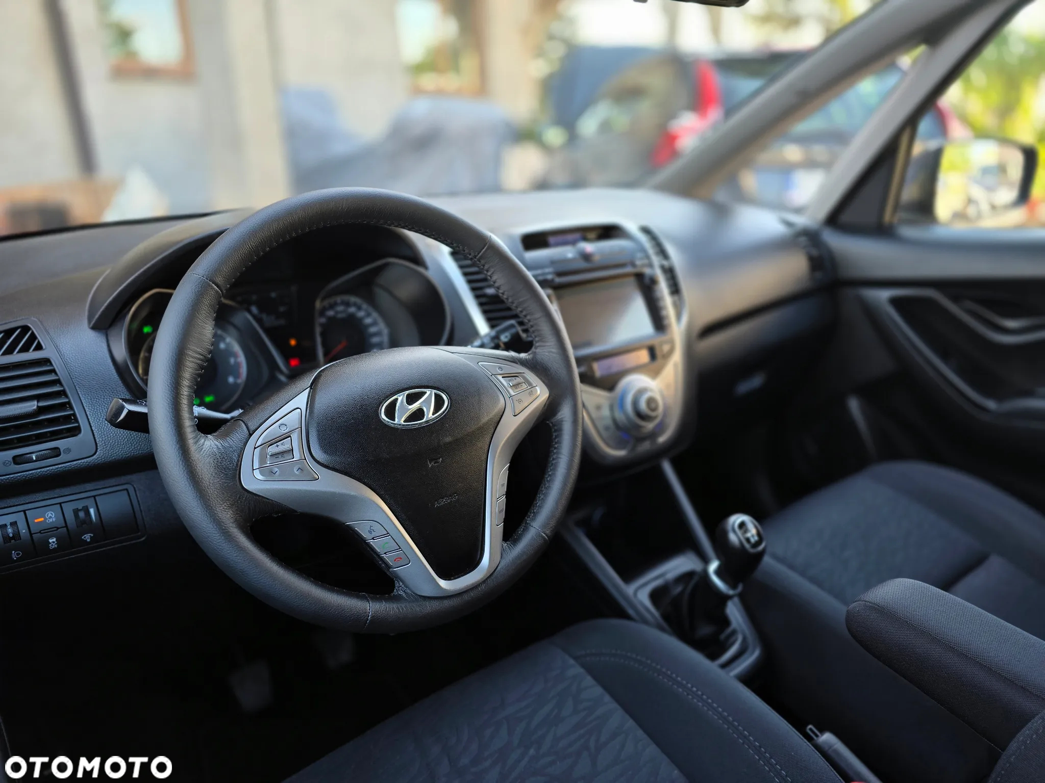 Hyundai ix20 1.4 Premium - 23