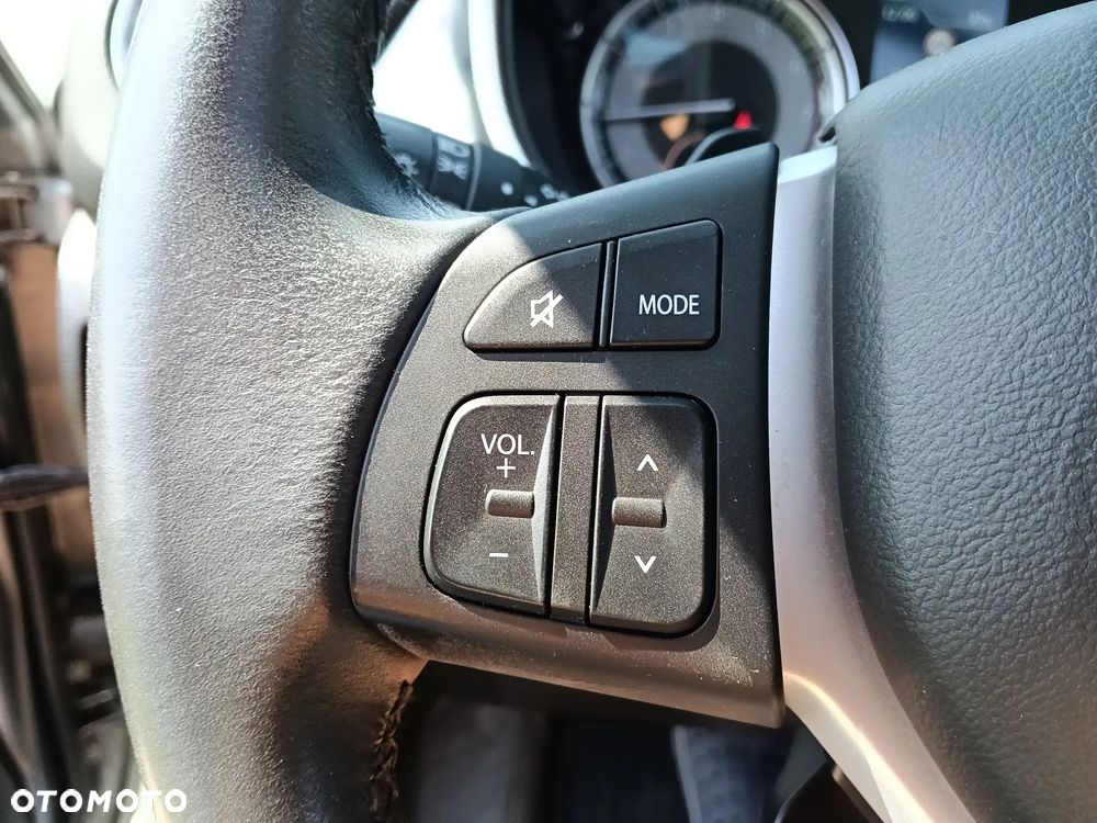 Suzuki Vitara 1.5 Dualjet Hybrid AGS Comfort+ "SHINKAI" - 26